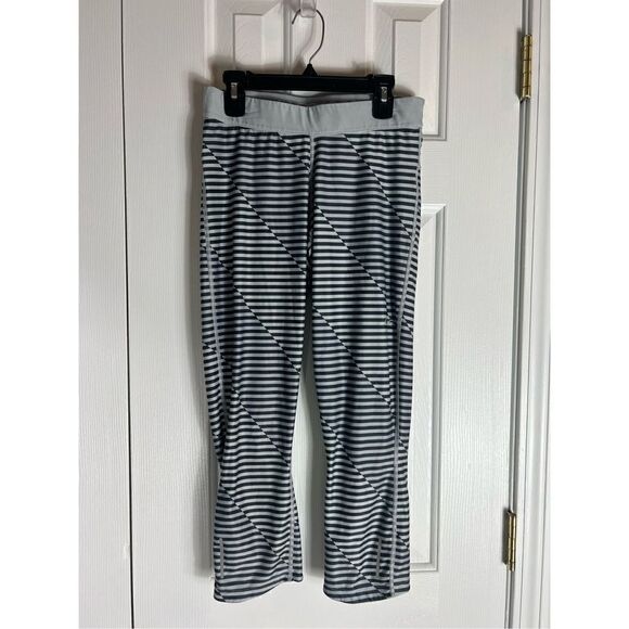 Nike Dri Fit Womens Leggings Size Small - Picture 1 of 4